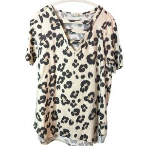 BiBi Cream & Blk Animal Print, S Slv, Lace Up Vneck, Long 27” Length P2P 20”